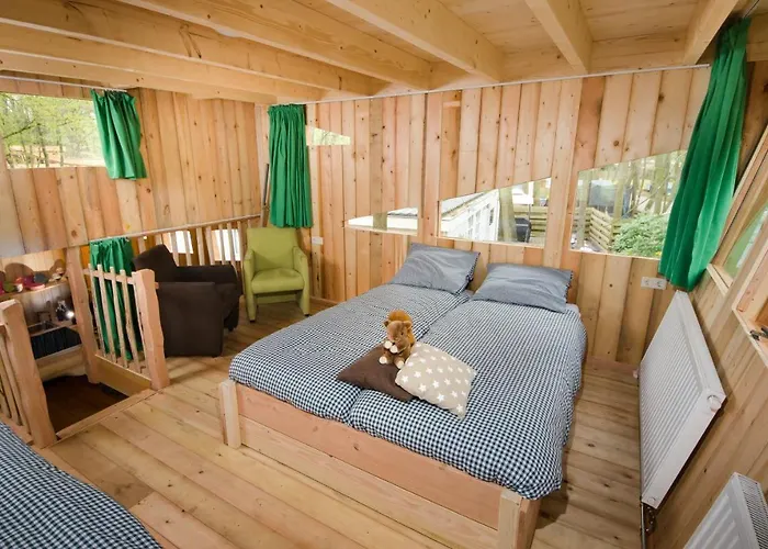 Campingplatz Recreatiepark D'n Mastendol Luxe Boomhutten *