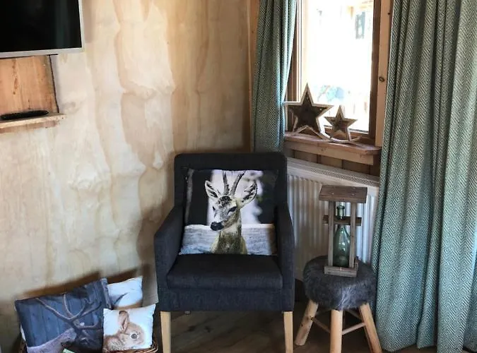 Recreatiepark D'n Mastendol Luxe Boomhutten Camping *