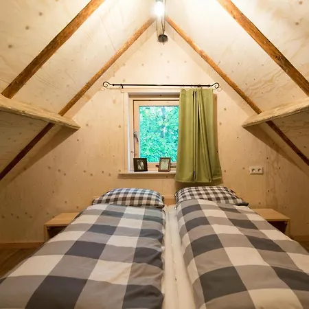 Recreatiepark D'n Mastendol Luxe Boomhutten *