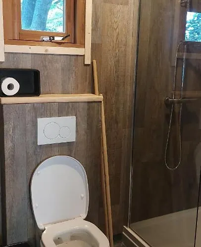 Recreatiepark D'n Mastendol Luxe Boomhutten Rijen